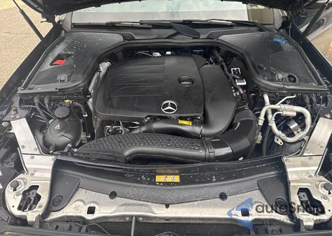 2021 Mercedes-Benz E 350 4Matic z USA, uszkodzony, nr VIN W1KZF8EB6MA973873